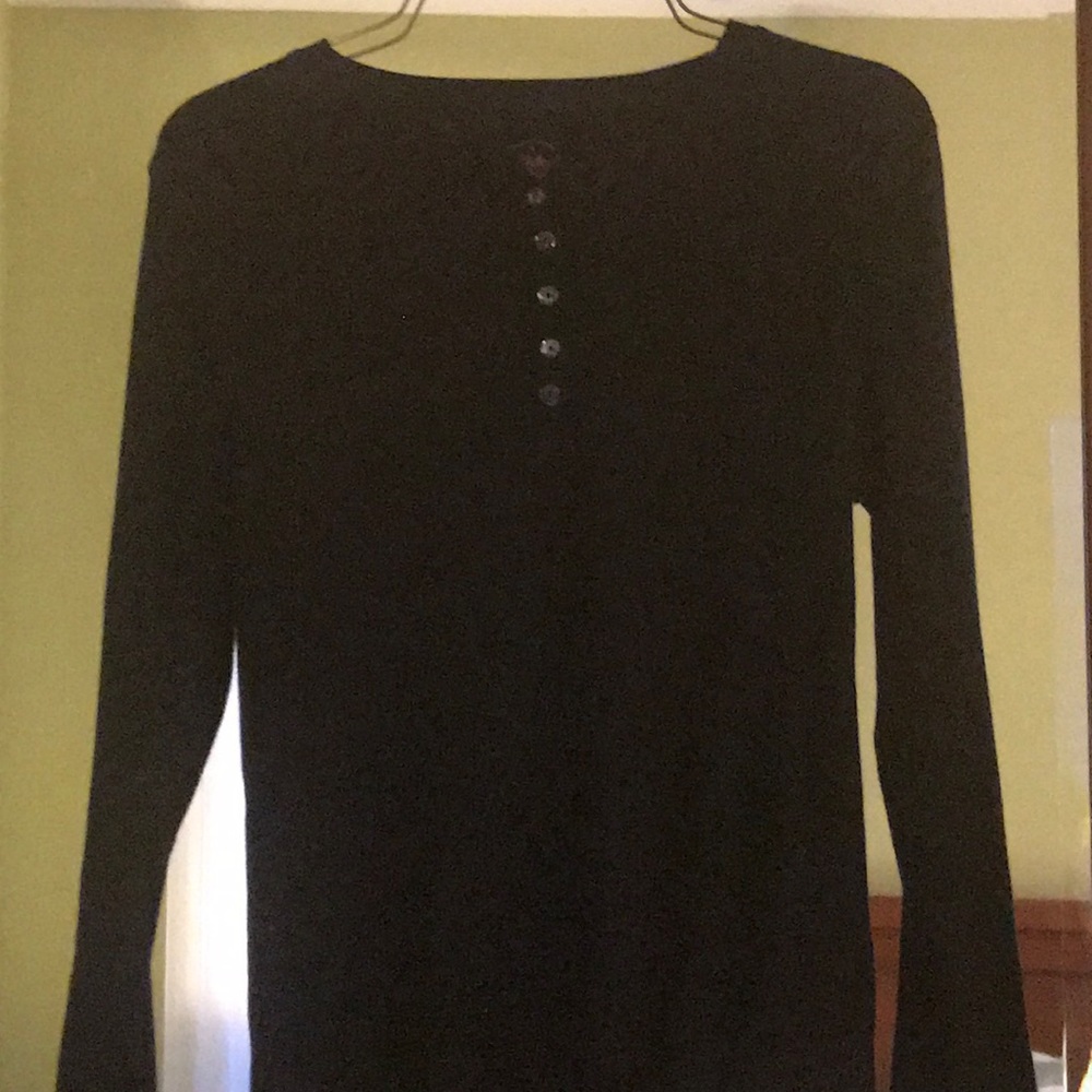Black thermal top